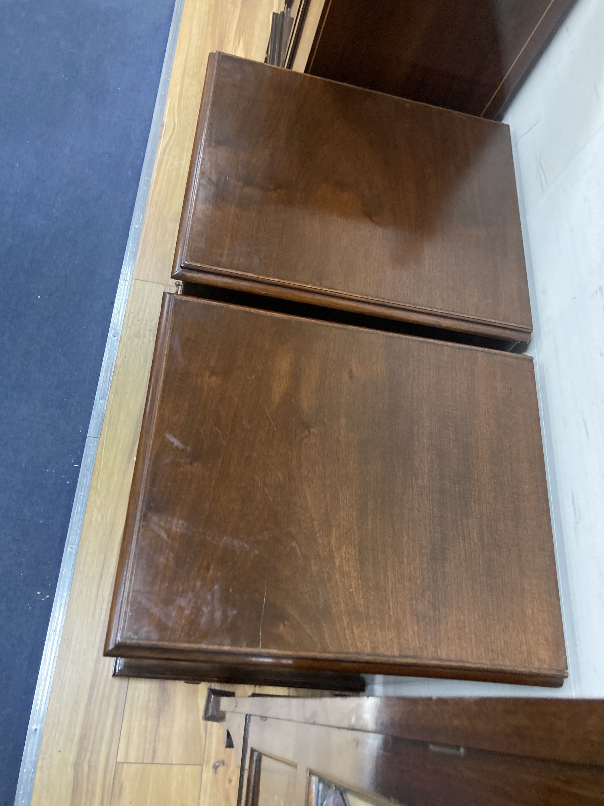 A pair of late Victorian mahogany chests, width 42cm, depth 49cm, height 75cm